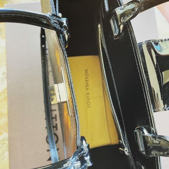 Louis Vuitton Grenelle Tote MM - Picture 2 of 4